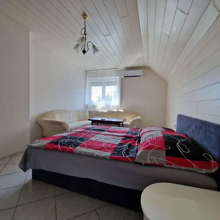 In - Balaton 19160 Lägenhet