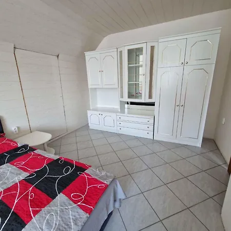 Apartmán In Balatonlelle/balaton 19160